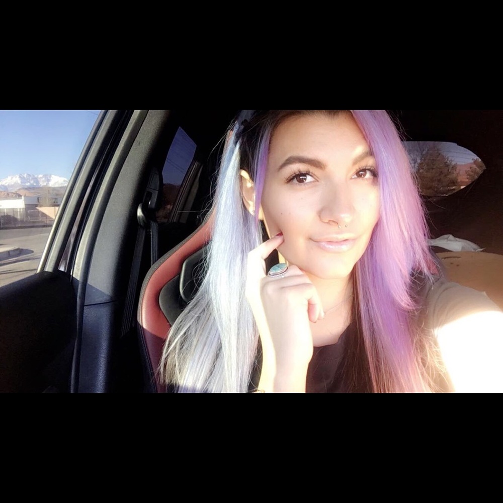 Meet your Posher, Ashton - Picture 8 of 8